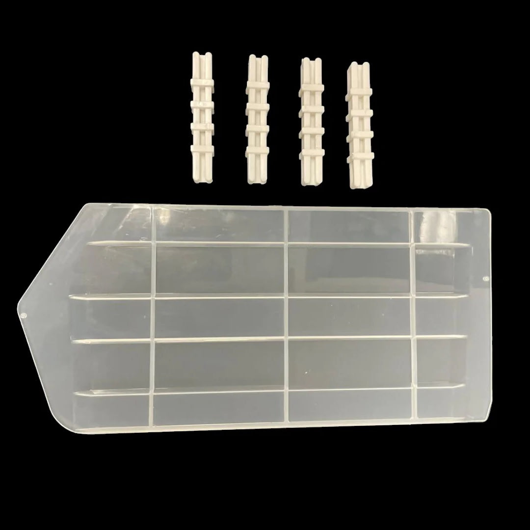 Plastic Stackable Bins (16 x 14 x 8 po) **Shipping costs apply**